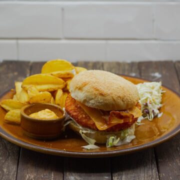 BACONCHEESE CRISPY BURGER