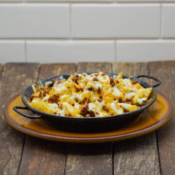 PATATAS CARNE Y QUESO